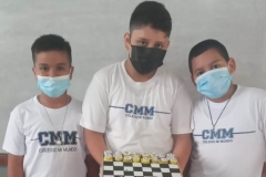 ELABORACIÓN  DE JUEGOS DE AJEDREZ : YADER ALDO Y DENIS 2022